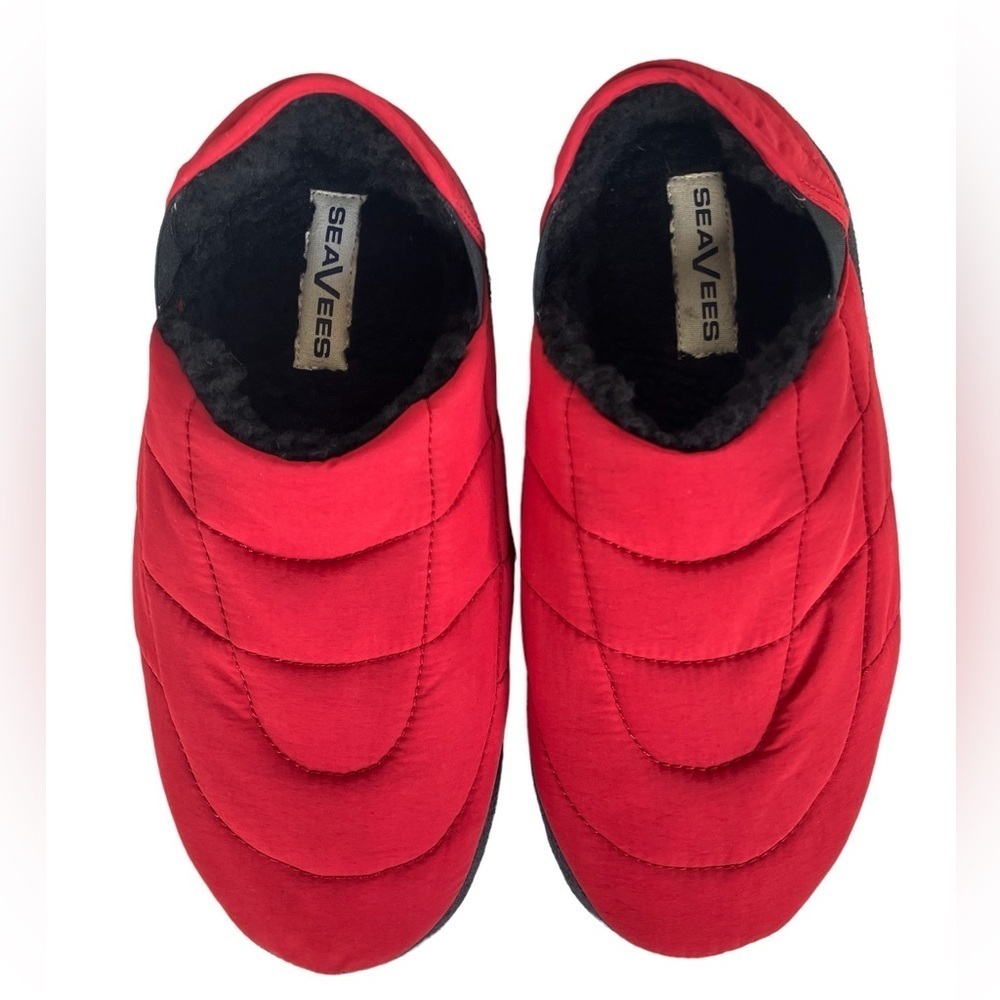 SeaVees Apres Puff Slip On Red Size 11 - Picture 1 of 8